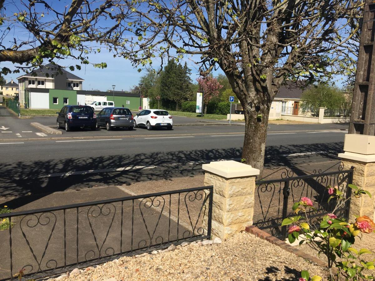 « Chez Annie » Bed & Breakfast Doue-la-Fontaine Luaran gambar