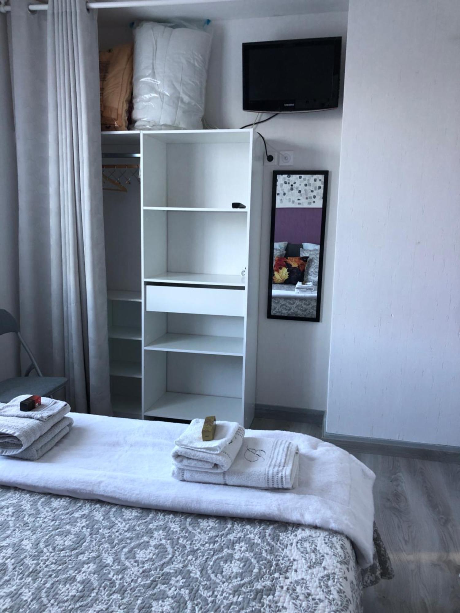 « Chez Annie » Bed & Breakfast Doue-la-Fontaine Luaran gambar